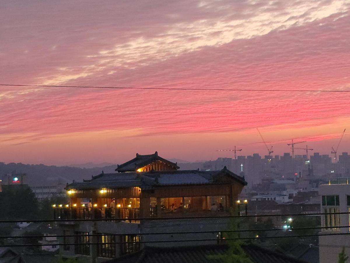 The Jeongga Hostel Jeonju Exterior photo
