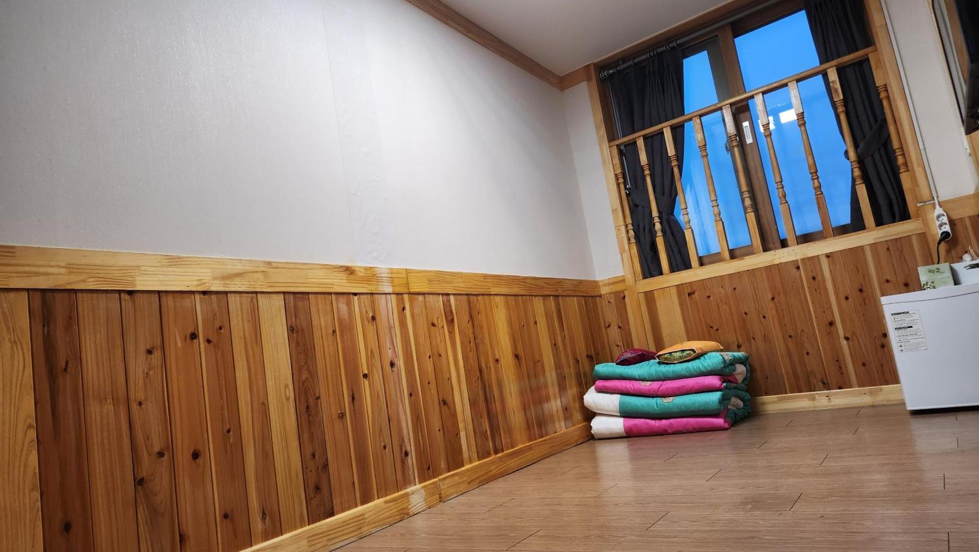 The Jeongga Hostel Jeonju Exterior photo